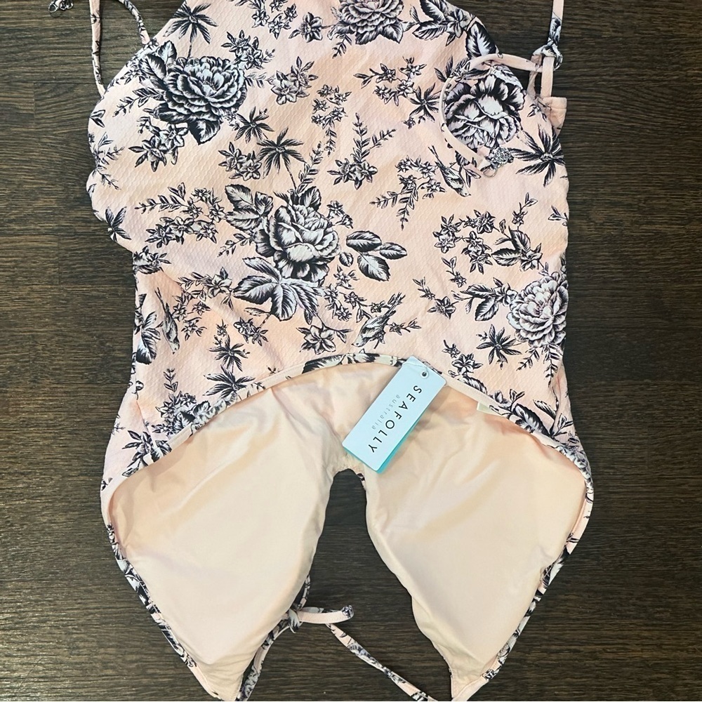 Seafolly Lovebirds One Piece Swimsuit - Picture 5 of 8